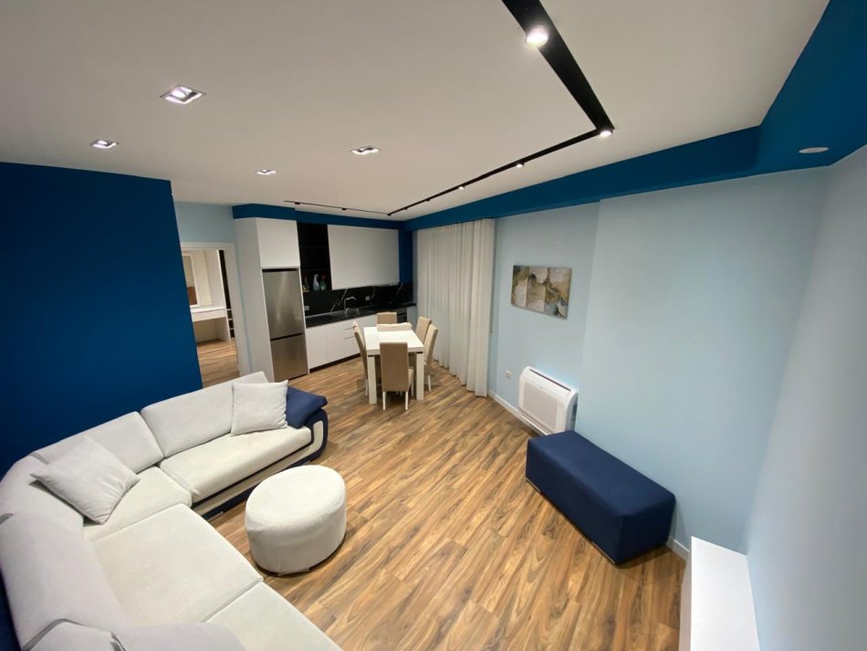 Tirane, jepet me qera apartament 1+1 Kati 2, 77 m² 450 € 