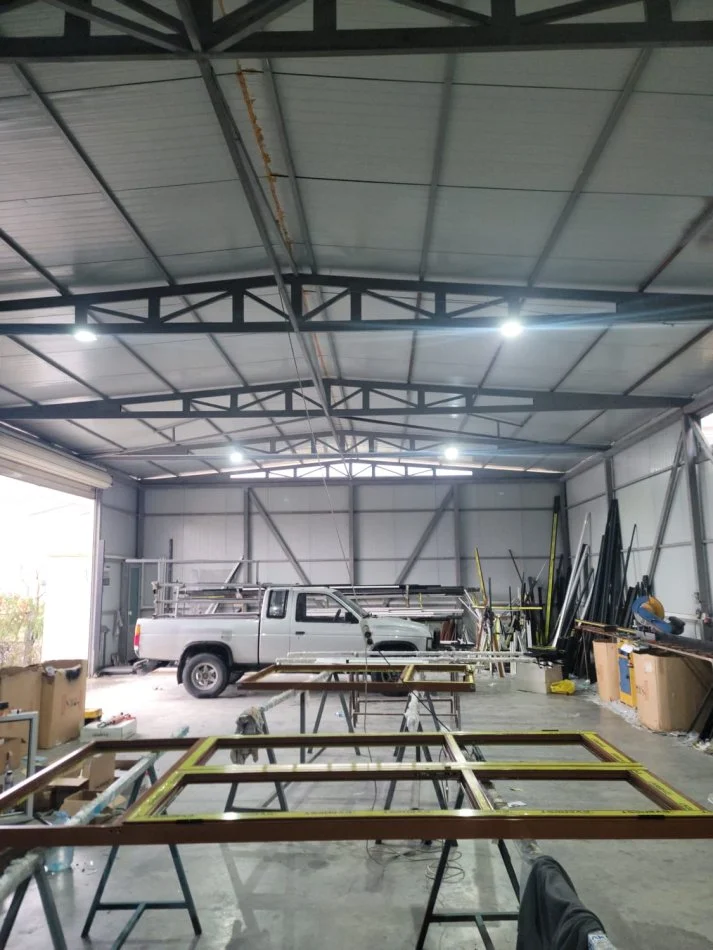 Tirane, jepet me qera ambjent biznesi Kati 0, 450 m² 700 € (Prane Univers City)