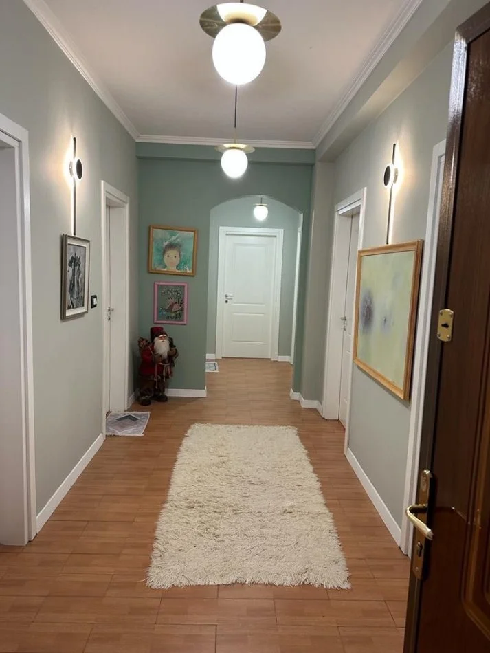 Tirane, shitet apartament 3+1+Aneks+Ballkon Kati 4, 192.000 € (Rruga e dibres)