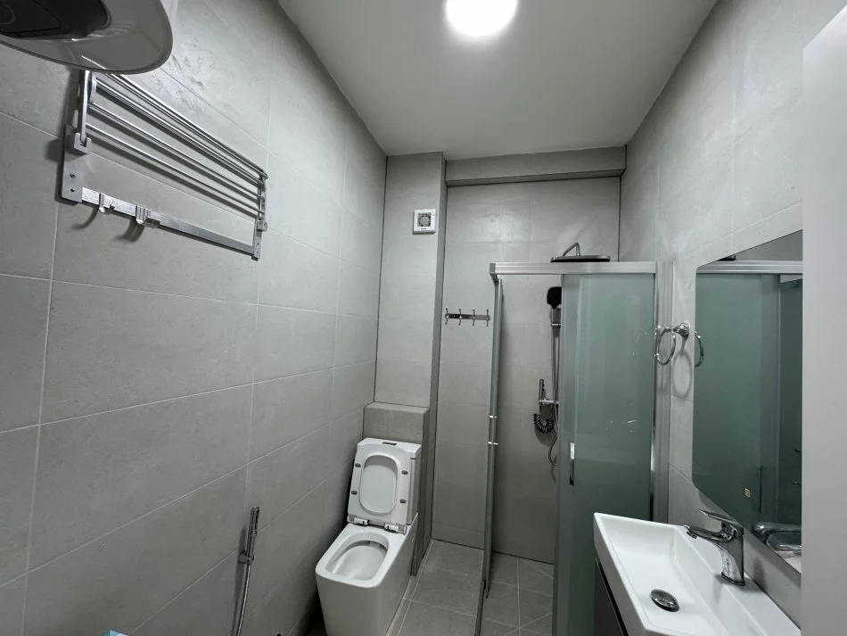 Durres, shitet apartament 1+1 Kati 9, 75 m² 110.000 € (pavarsia)