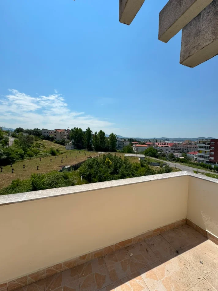 Tirane, shitet apartament 2+1+Ballkon Kati 7, 114 m² 155.000 €