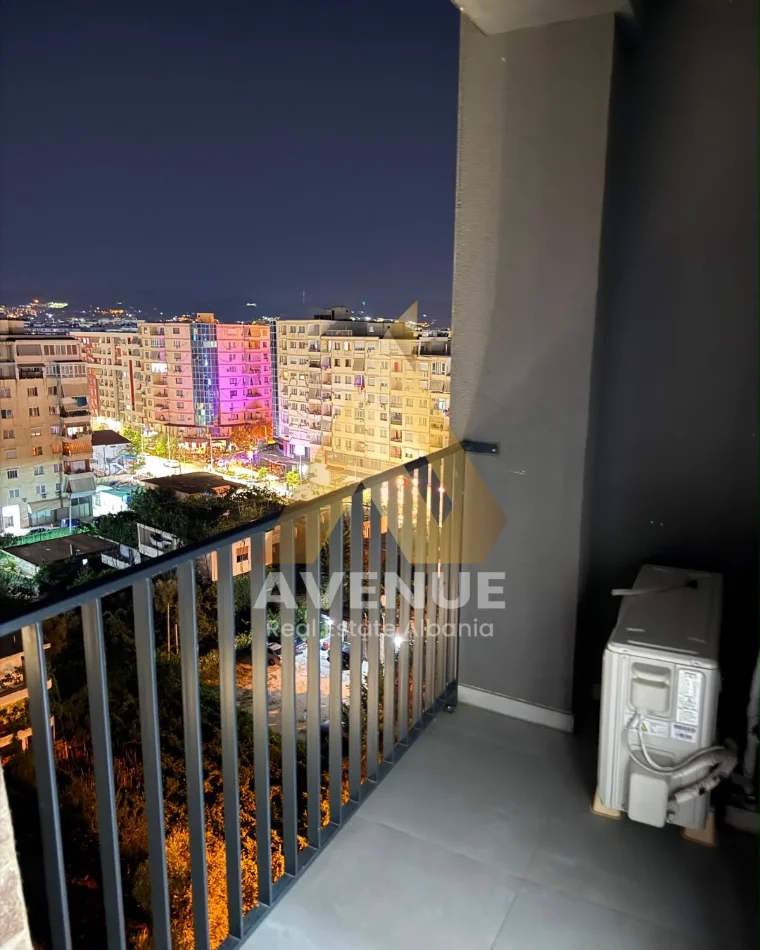 Tirane, jepet me qera apartament 1+1 Kati 9, 450 € (KOMPLEKSI JOLLA ASTIR)