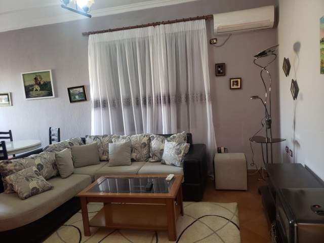 Tirane, jepet me qera Vile 2+1+BLK Kati 2, 100 m² 43.000 Leke (Prane shkolles Dhora leka)