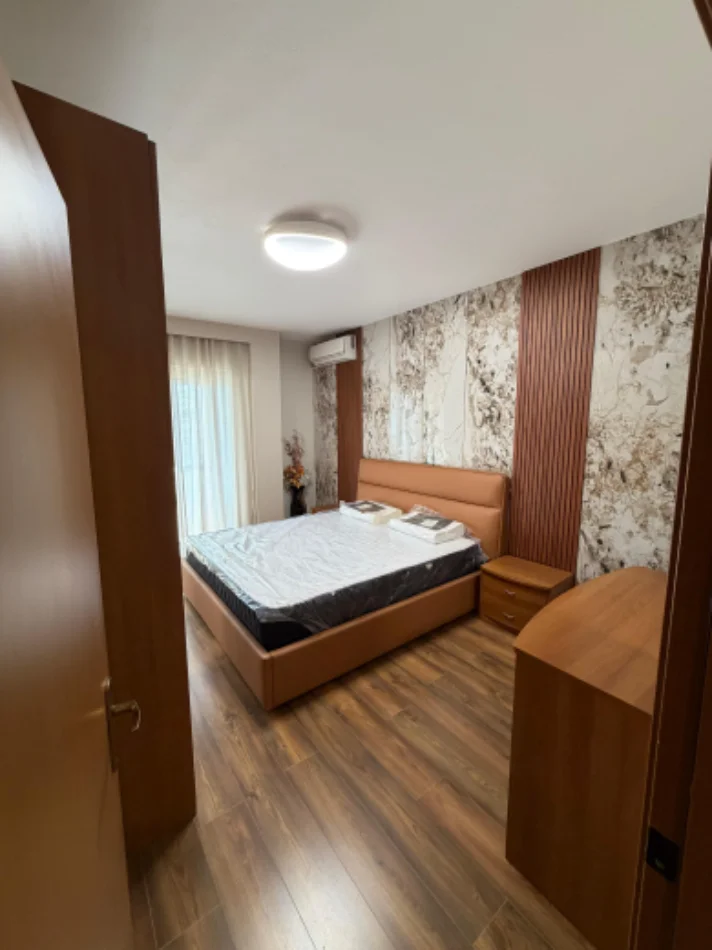 Tirane, shitet apartament 2+1 Kati 4, 102 m² 250.000 € 