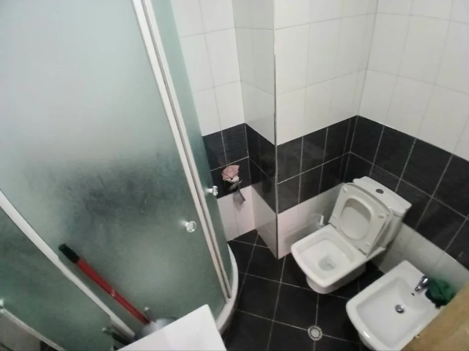 Tirane, jepet me qera apartament 2+1 Kati 6, 79 m² 550 € (Ali Dem ,Rruga Idriz Dollaku)