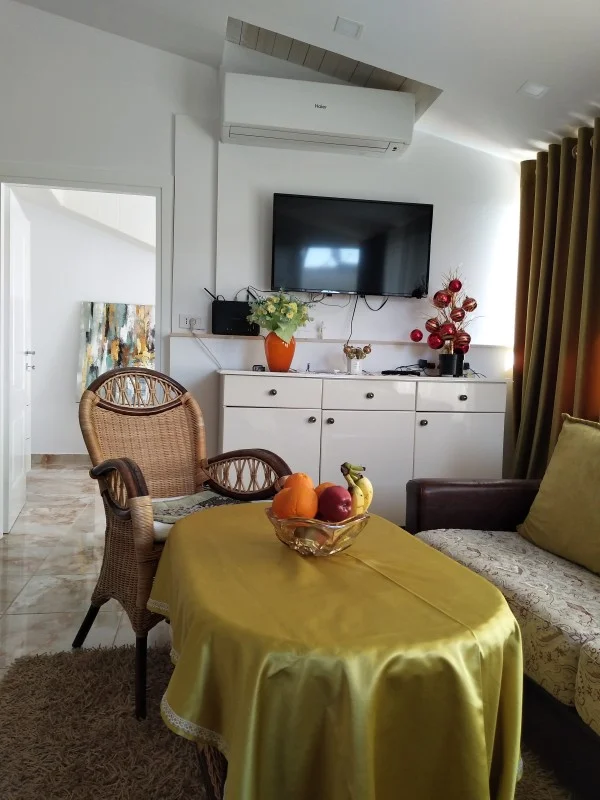 Durres, shitet apartament duplex 3+1 , 95 m² 135.000 € (Mali i Robit)
