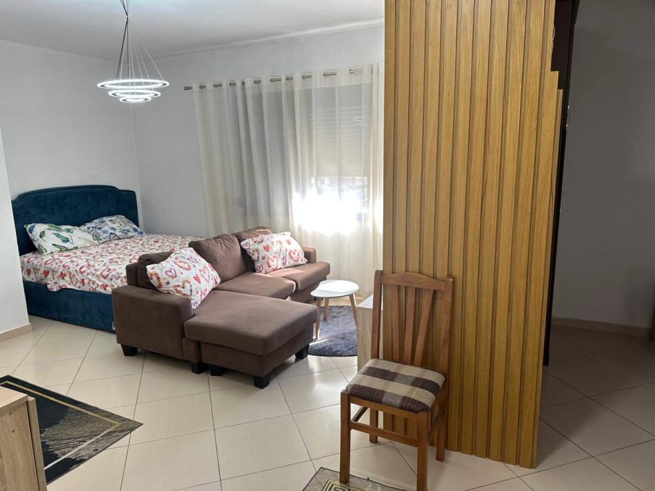 Tirane, shitet 1+1 Kati 4, 40 m² 64.000 €