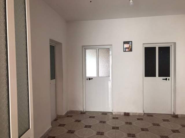 Tirane, jepet me qera apartament 2+1+A+BLK Kati 1, 120 m² 35.000 Leke (Siri kodra)