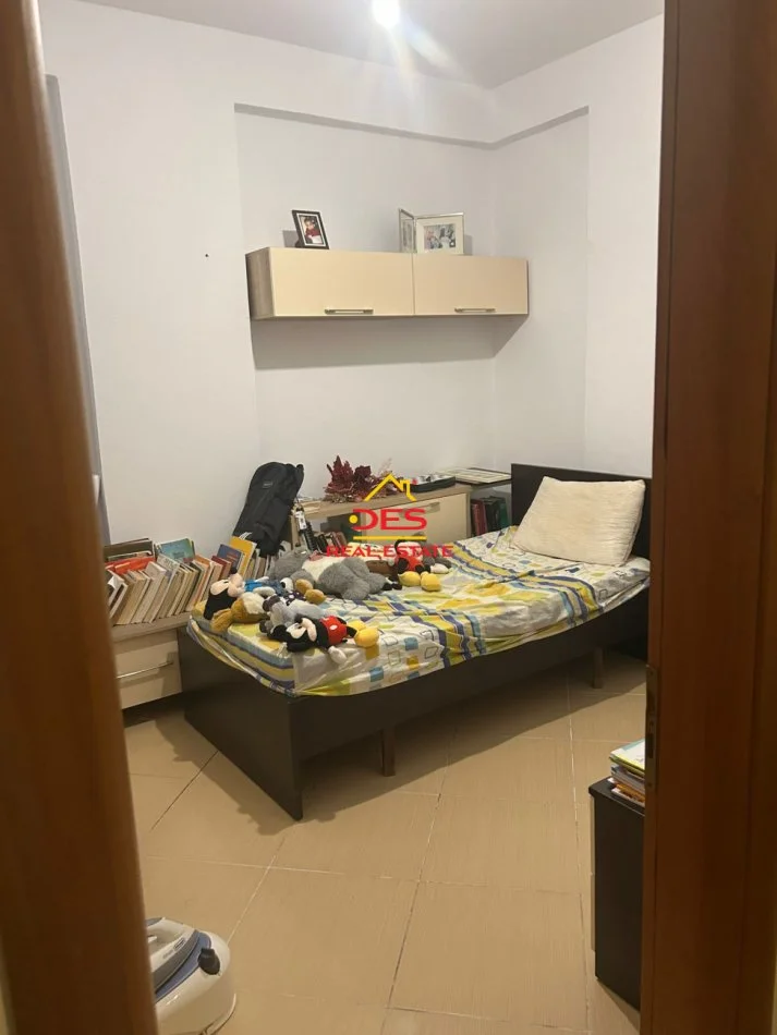 Vlore, shitet apartament 1+1+Ballkon Kati 2, 67 m² 110.000 € (Rruga Dush Strati)