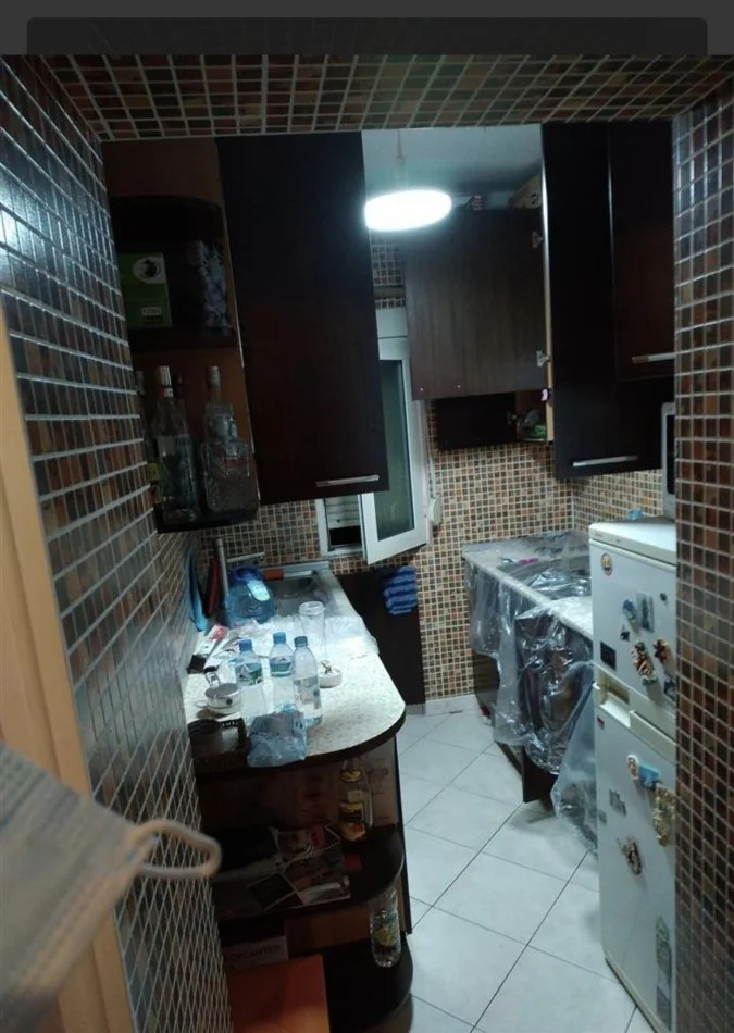 Tirane, shitet apartament 2+1 Kati 5, 86 m² 108.000 € (Laprake)