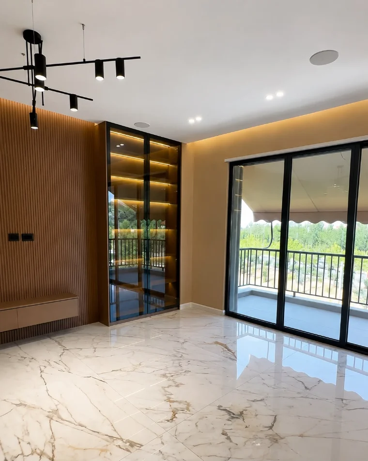 Tirane, shitet apartament 2+1+Ballkon Kati 3, 119 m² 395.000 € (Liqeni i Thate)