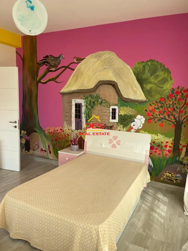 Vlore, jepet me qera shtepi 2+1+Ballkon Kati 0, 100 m² 500 € (Rruga Petro Marko)