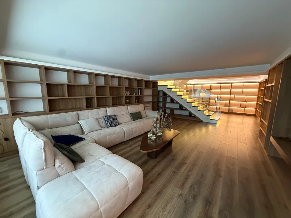 Tirane, jepet me qera Vile 3+1+Aneks+Ballkon Kati 3, 350 m² 3.500 € (Long Hill Residences)