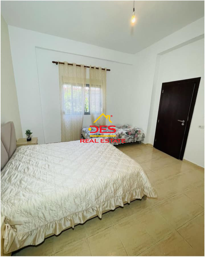 Vlore, jepet me qera shtepi 1+1+Ballkon Kati 0, 80 m² 280 € (Rruga Çamëria)