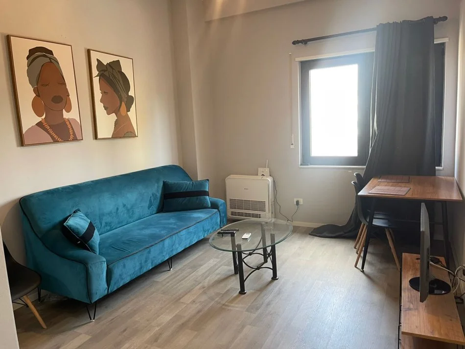 Tirane, jepet me qera apartament 1+1 Kati 3, 40 m² 580 € (Rruga Dervish Hatixhe)