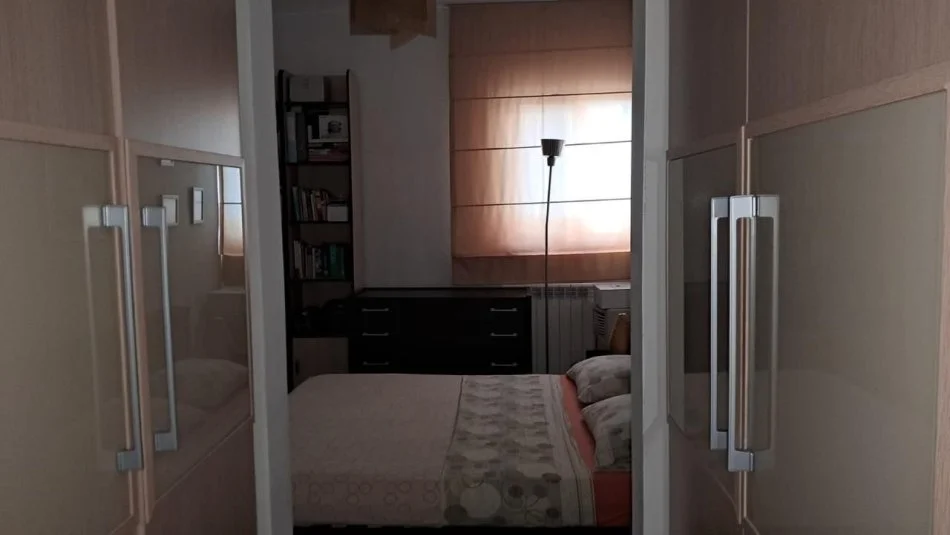 Tirane, jepet me qera apartament 2+1 Kati 4, 90 m² 600 € (Bar Agroni Fusha e Aviacionit)