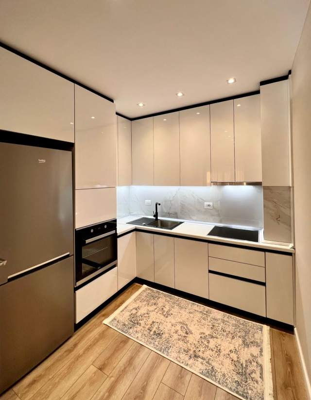Tirane, jepet me qera apartament 1+1+BLK Kati 2, 71 m² 750 Euro (Komuna Parisit)