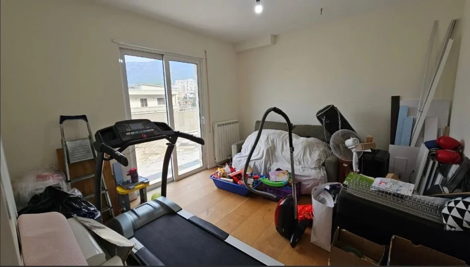 Tirane, shitet apartament 2+1 Kati 2, 114 m² 250.000 € (Kinostudio)