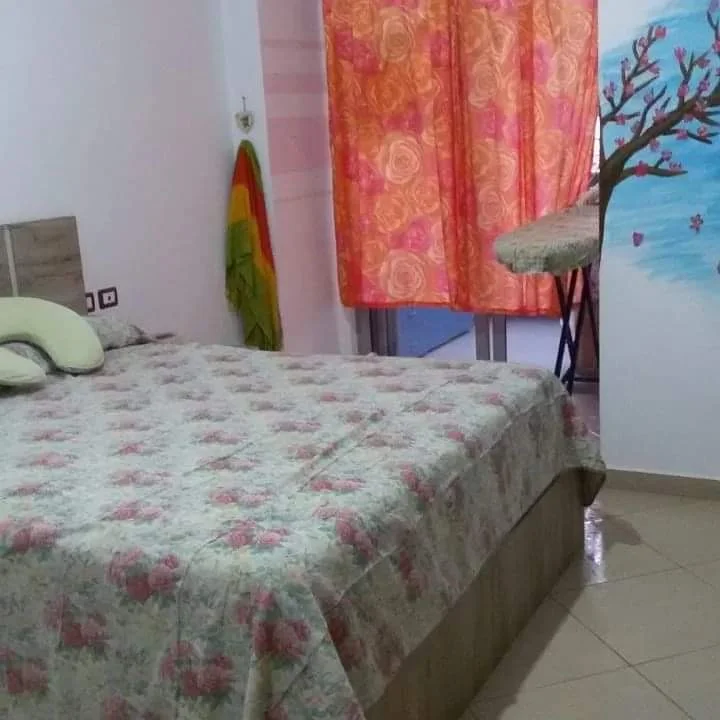 Tirane, jepet me qera apartament 2+1+Ballkon Kati 2, 90 m² 450 € (Astir pranë Hotel Marinaj)