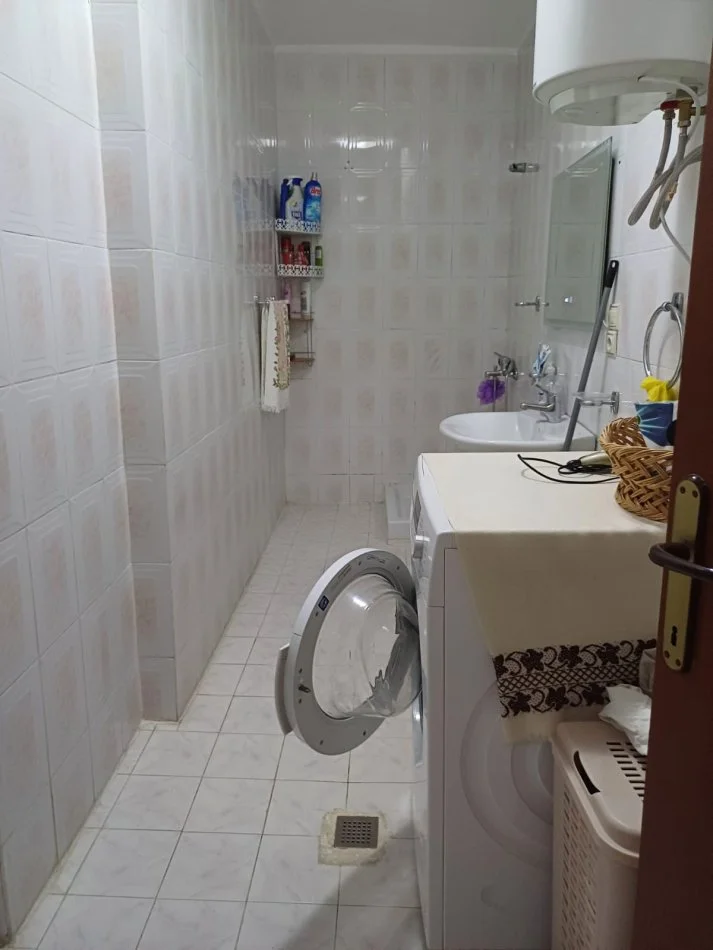 Tirane, shes apartament 2+1+Aneks+Ballkon Kati 2, 116 m² 125.000 € (donbosko)