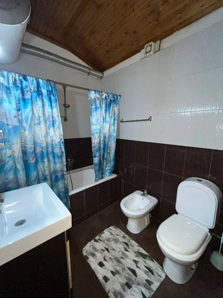 Tirane, jepet me qera shtepi 2+1 Kati 2, 80 m² 500 € (Shkolla e Baletit)
