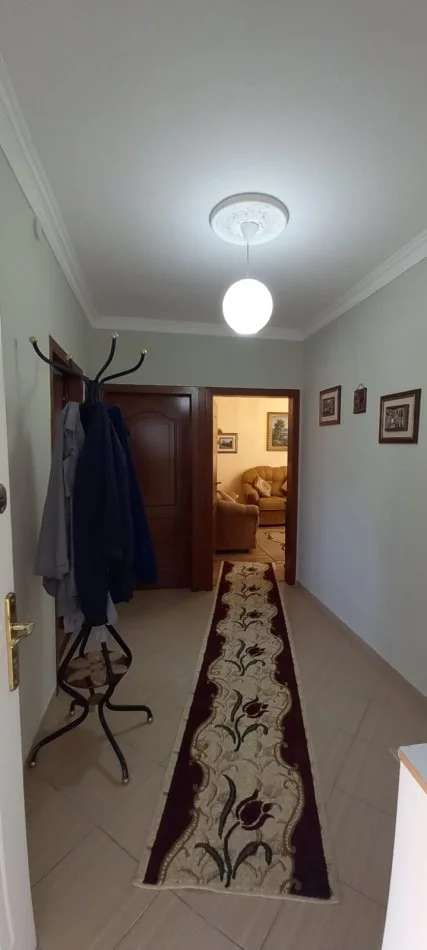 Tirane, jepet me qera apartament 1+1 Kati 4, 33.000 € (Rruga Gaqo Tashko)