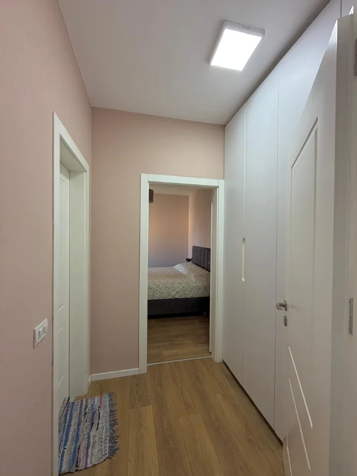 Tirane, shitet apartament 1+1 Kati 6, 61 m² 127.000 € (Astir)