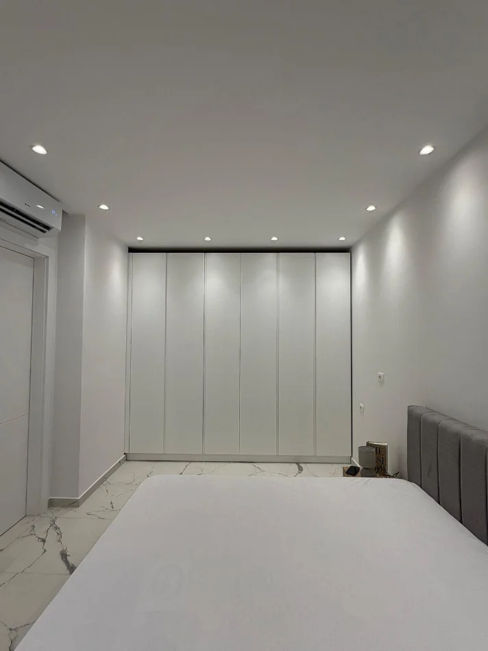 Tirane, jepet me qera apartament 1+1 Kati 3, 70 m² 750 € 