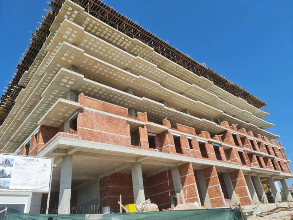 Tirane, shitet apartament 1+1+Ballkon Kati 3, 66 m² 68.200 € (PASKUQAN)