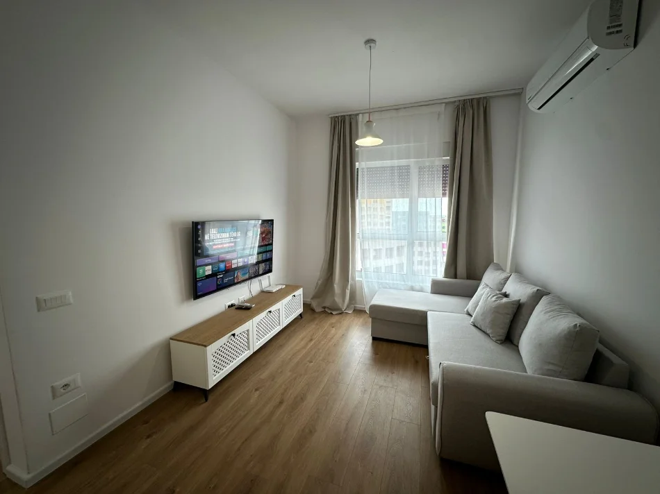 Tirane, jepet me qera apartament 1+1+Ballkon Kati 8, 60 m² 450 € (Rruga Pasho Hysa)