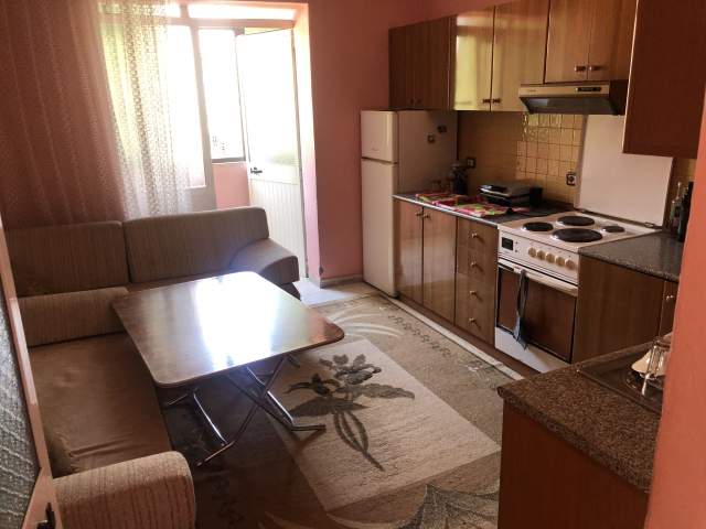 Tirane, shitet Vile Kati 3, 182 m² 260.000 Euro (xhamlliki)