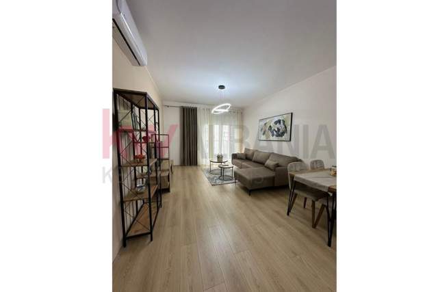 Tirane, jepet me qera apartament 2+1+A+BLK Kati 4, 115 m² 700 Euro (Rr. Don Bosko)
