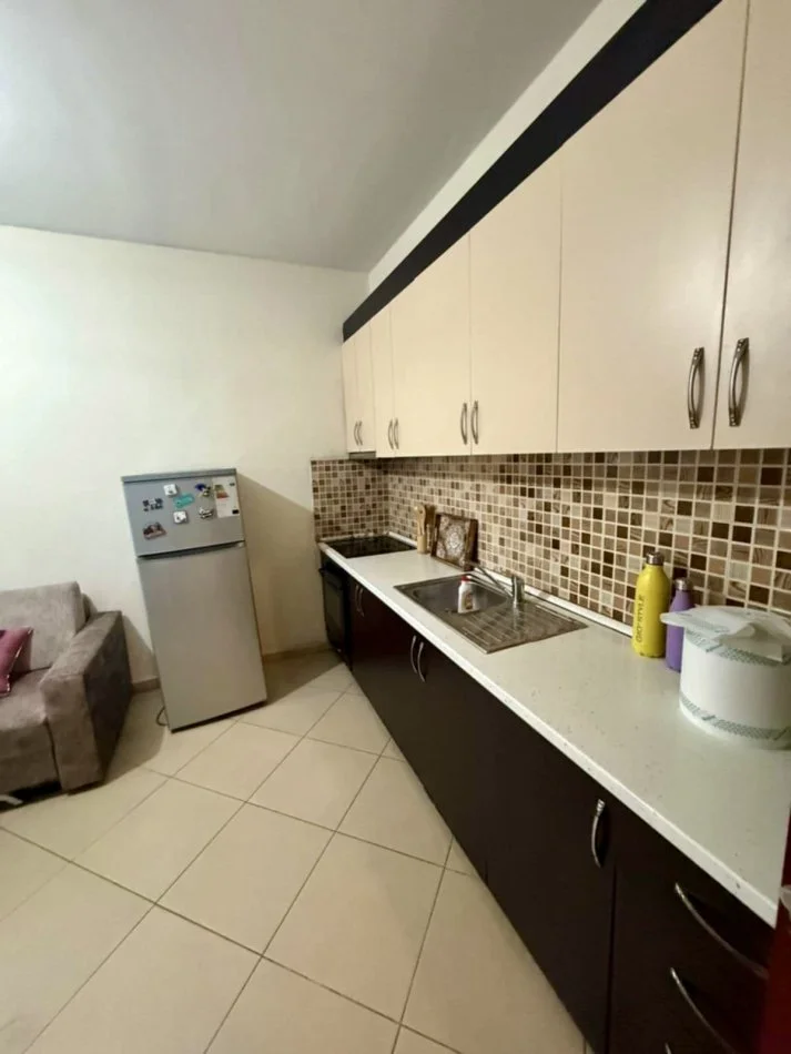 Tirane, shitet apartament 1+1+Aneks+Ballkon Kati 2, 58 m² 100.000 € (Teodor Keko)