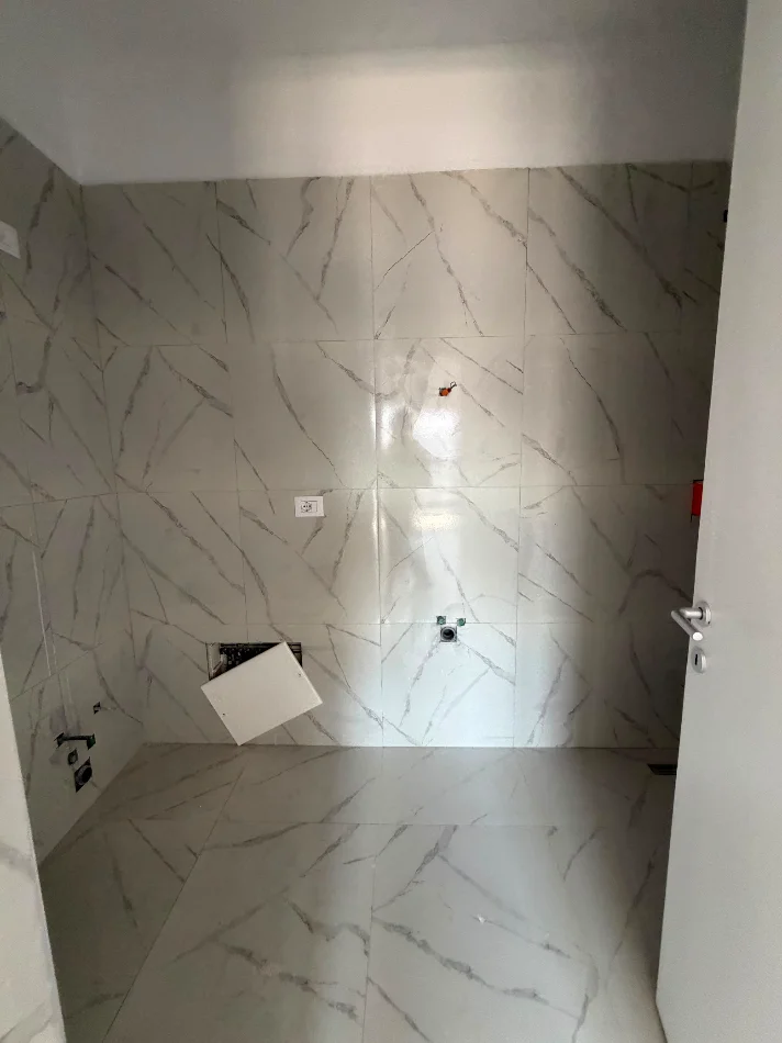 Tirane, shitet apartament 2+1 Kati 7, 87 m² 126.600 € (Tirana entry)