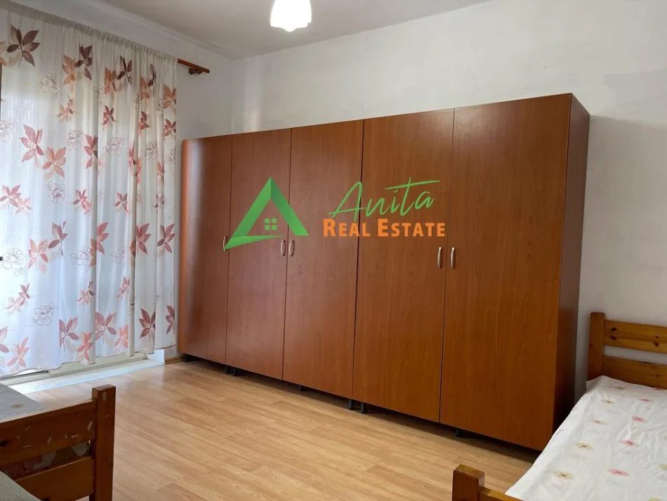 Tirane, jepet me qera apartament 2+1+Ballkon Kati 5, 92 m², 48 000 Leke, 21 Dhjetori