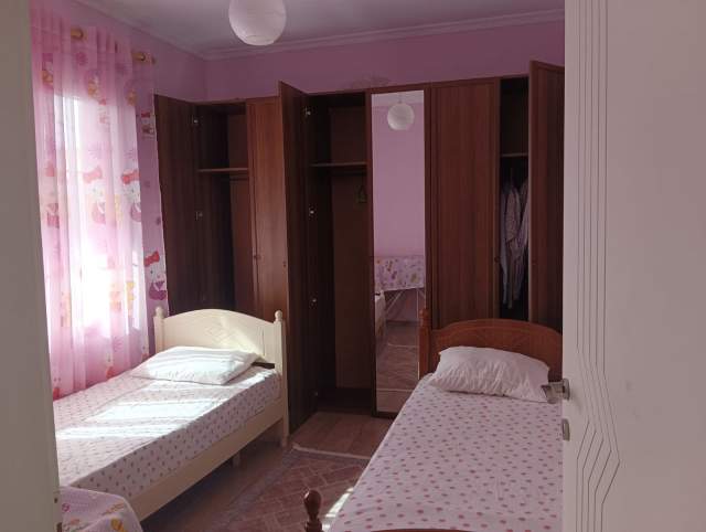 Tirane, jepet me qera apartament 1+1+BLK Kati 1, 60 m² 30000 Leke (5maj)