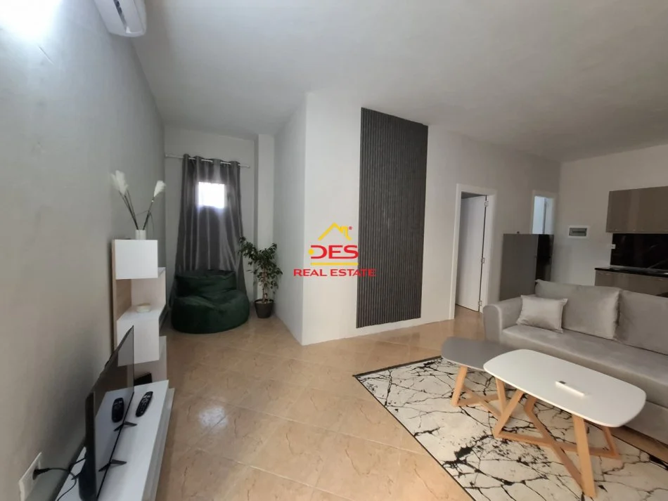 Vlore, jepet me qera apartament 1+1 Kati 0, 70 m² 300 € (Rruga gjergj Arianiti)