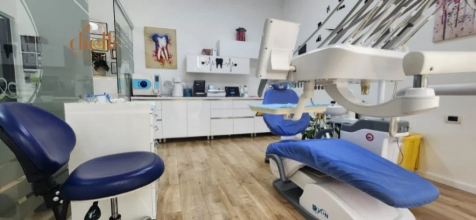 Tirane, shitet ambjent biznesi Kati 0, 35 m² (Komuna Parisit)