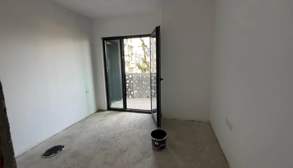 Tirane, shitet apartament 1+1+Ballkon Kati 3, 71 m² 180.000 € 