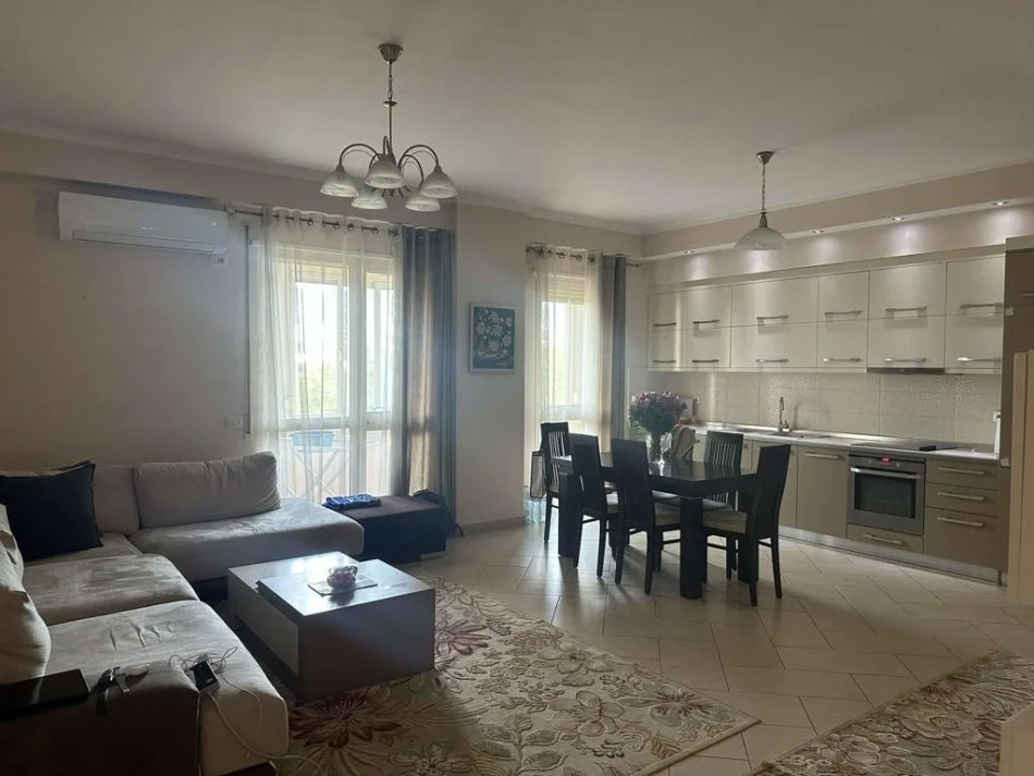 Tirane, jepet me qera apartament 2+1 Kati 3, 100 m² 650 € (kompleksi Delijorgji)