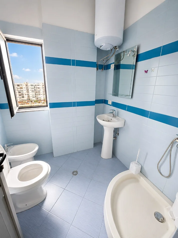Tirane, jepet me qera apartament 2+1+Aneks+Ballkon Kati 7, 95 m² 480 € (Astir)
