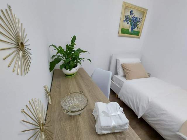 Tirane, jepet me qera apartament 2+1 Kati 4, 80 m² 600 Euro (Rruga Haxhi Dalliu)
