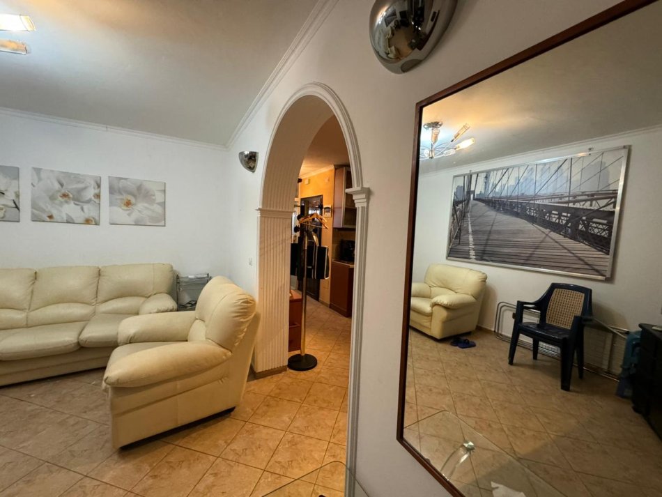 Tirane, shitet apartament 1+1 , 56 m² 119.000 € (Ish Restorant Durresi)