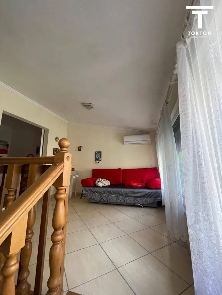 Tirane, shitet ambjent biznesi Kati 3, 910 m² (Afer Liqenit te Linzes)