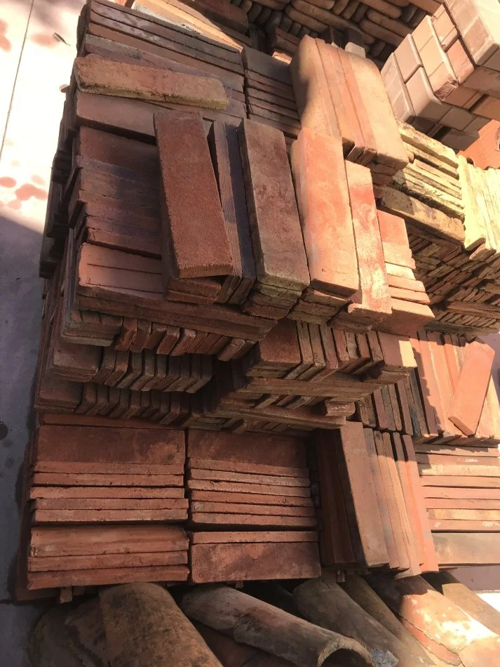 Tirane, shes Tulla shamat zjarrduruese te reja dhe te perdorura, Pllaka balte per veshje ambjentesh të ndryshme, llaç shamat zjarrdurues, oxhaqe, furra etj 10 €