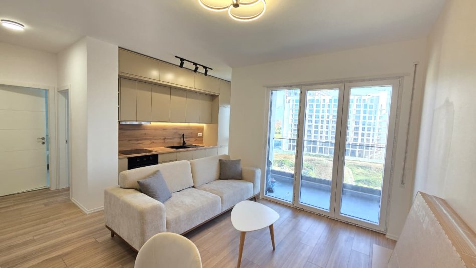 Tirane, jepet me qera apartament 1+1+Ballkon Kati 4, 60 m² 600 € (Rruga Jordan Misja)