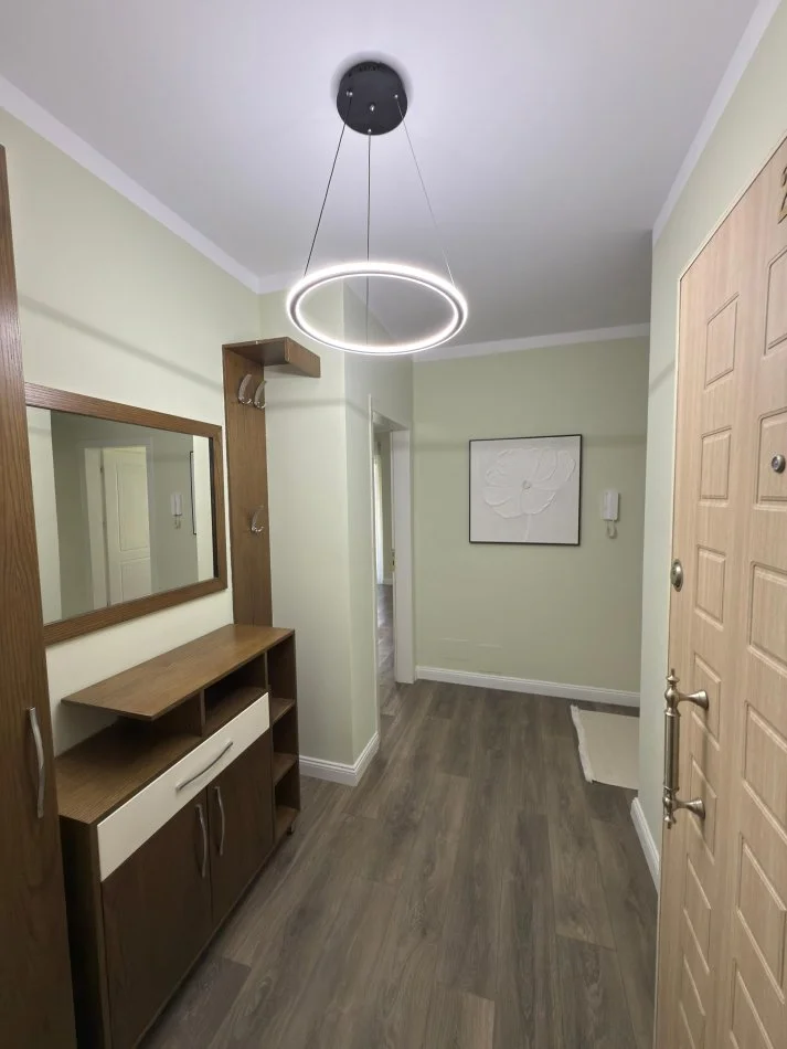 Tirane, shitet apartament 2+1+Ballkon Kati 5, 118 m² 155.000 € (LONI LIGORI)