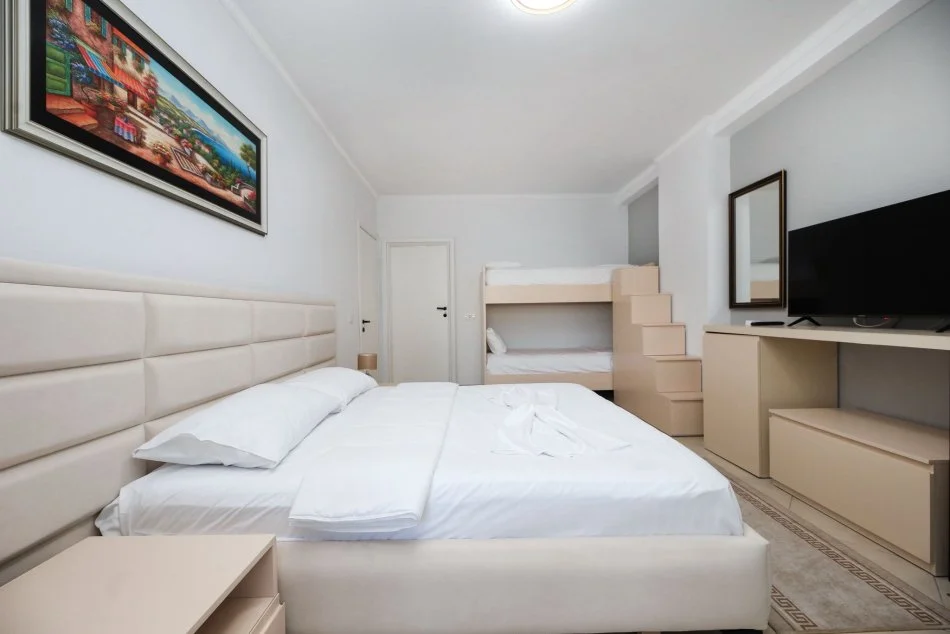 Vlore, shitet apartament 1+1+Ballkon Kati 2, 76 m² 210.000 € (Vlore)