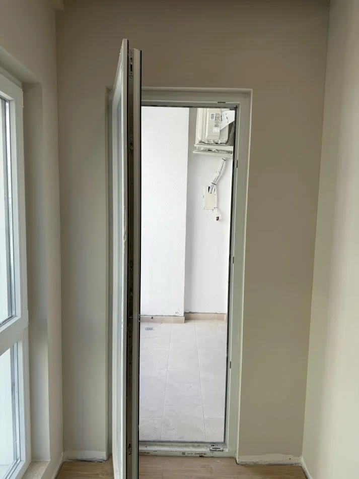 Tirane, jepet me qera apartament 1+1+Ballkon Kati 3, 65 m² 600 € (Zogu i Zi)