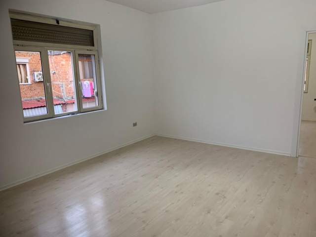 Tirane, shitet apartament 1+1+BLK Kati 5, 61 m² 77.000 Euro (21 Dhjetori)